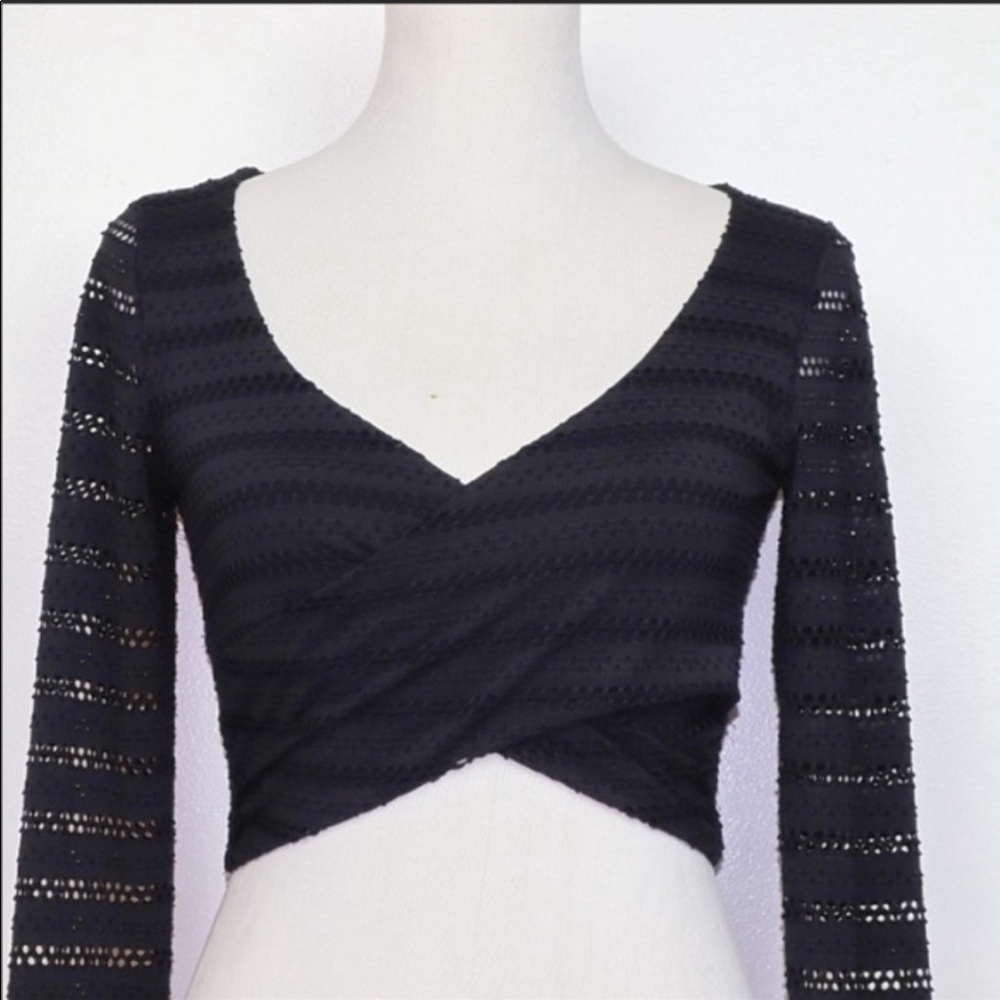 bebe! Set Black Crop top High Waisted Skirt - Picture 4 of 6